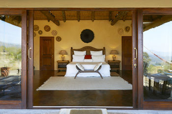 Posada Tomjachu Bush Lodges