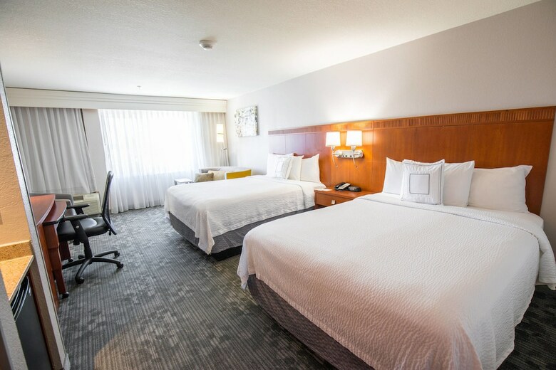 Hotel Courtyard By Marriott Merced