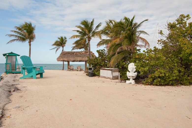 Hotel Blackfin Resort And Marina