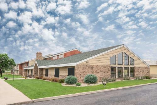Hotel Americinn Lodge & Suites Worthington