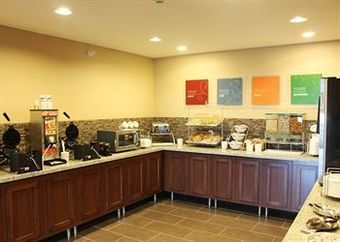 Hotel Comfort Suites And Conference Center