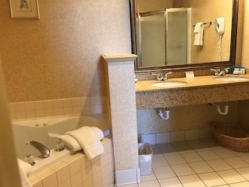 Hotel Best Western Plus Revere Inn & Suites