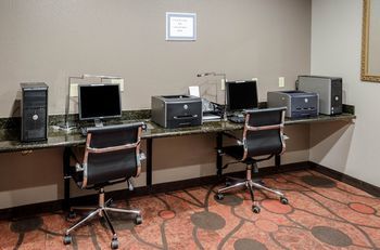 Hotel Best Western Plus Airport Inn & Suites