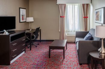Hotel Best Western Plus Airport Inn & Suites
