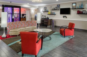 Hotel Best Western Plus Airport Inn & Suites