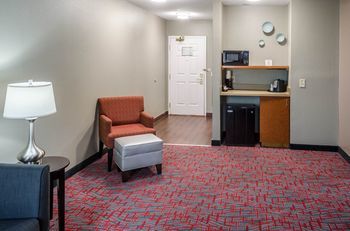 Hotel Best Western Plus Airport Inn & Suites