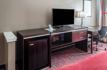 Hotel Best Western Plus Airport Inn & Suites