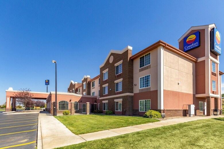 Hotel Comfort Inn And Suites