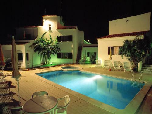 Hostal Dona Ana Garden