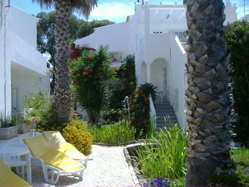 Hostal Dona Ana Garden