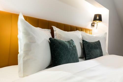 Bed & Breakfast Upperhouse