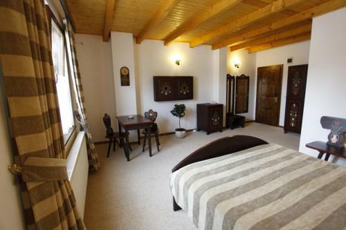 Hostal Pension Tempo