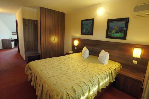 Hostal Pension Tempo