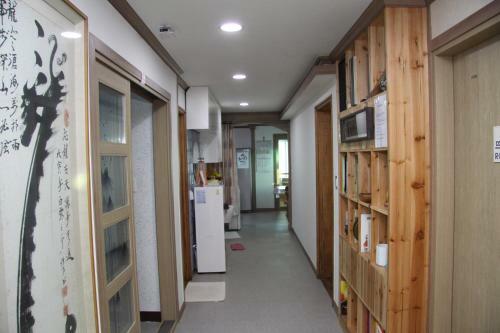Hostal Pine Garden Guesthouse