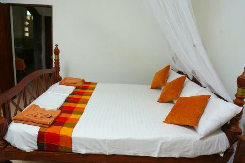 Silvereen Apartments