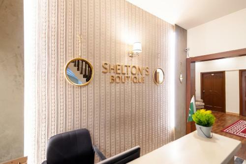 Hostal Shelton Guest House