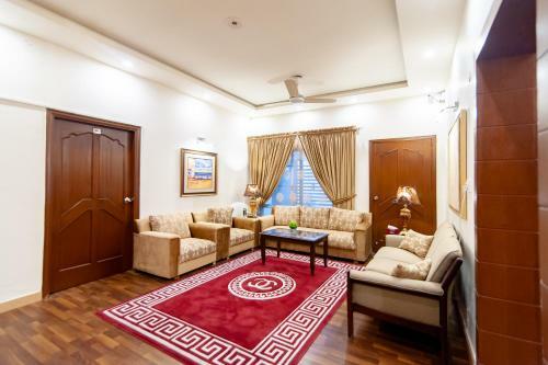 Hostal Shelton Guest House