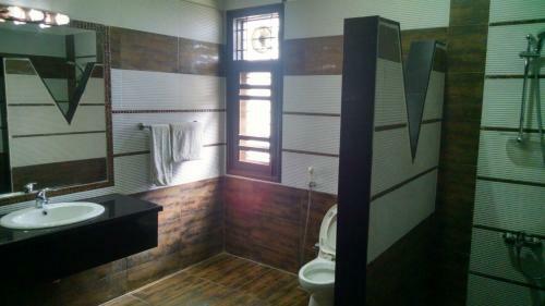 Hostal Elegance Guest House