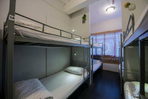 Wow Hostel