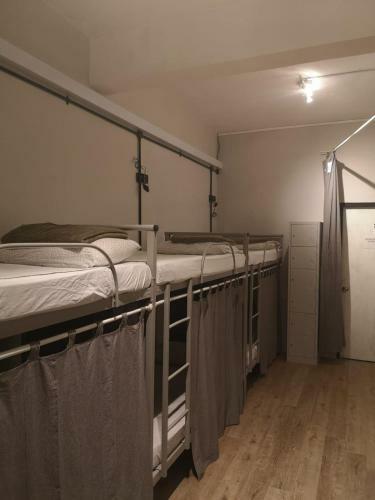Wow Hostel