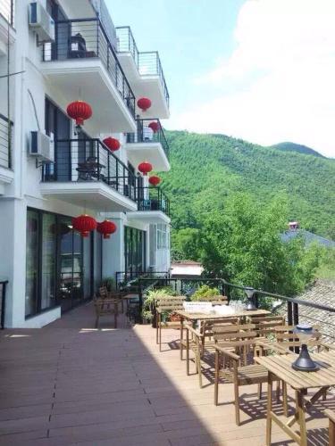 Posada Panjiayuan Inn