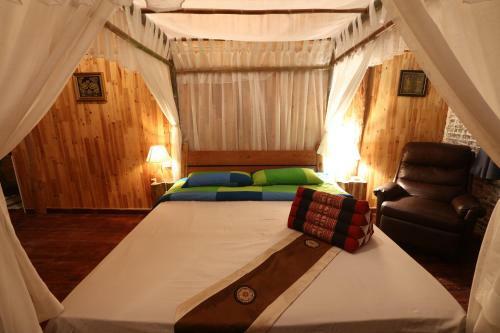 Om Yoga Resort