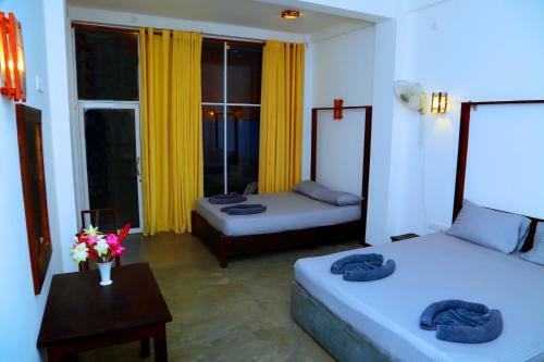 Hotel The Surf Lanka Resort