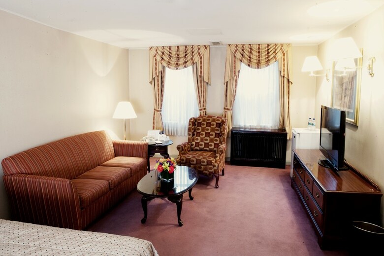 Hotel Stanford