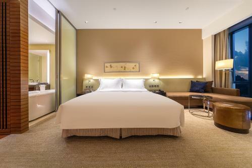 New World Guiyang Hotel