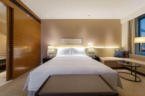 New World Guiyang Hotel