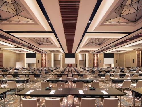 New World Guiyang Hotel