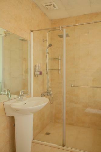 Bed & Breakfast Shuian Lakeside Hotel