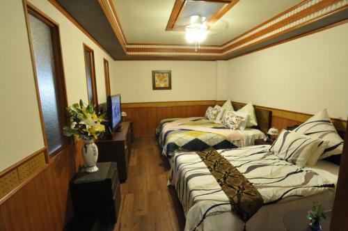 Kakurega Villa Kano