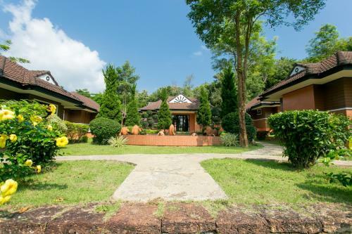 Hotel Forra Hill Resort