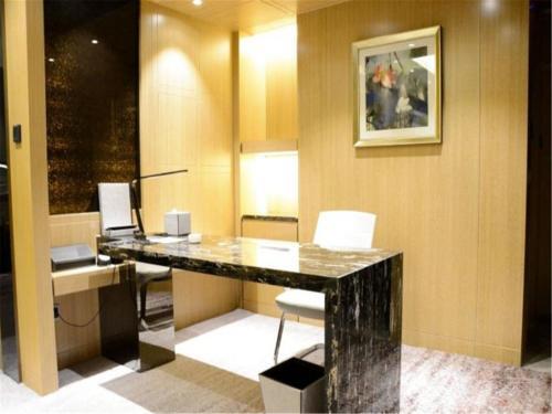 Enjoy Hotel