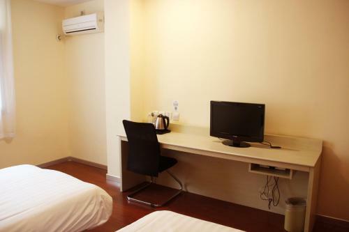 Hotel Hanting Express Langfang Exhibition Center