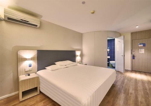 Hotel Hanting Express Qingdao Hai'er Road