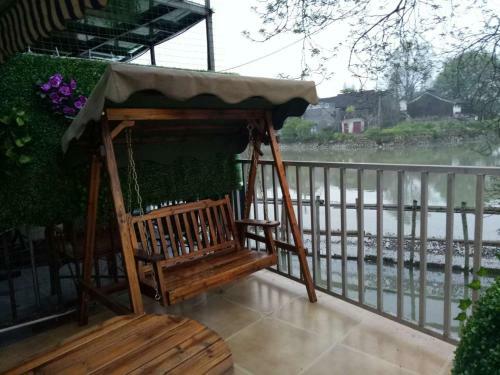 Posada Wuzhen Helan Bridge Inn