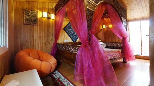 Posada Wuzhen Helan Bridge Inn