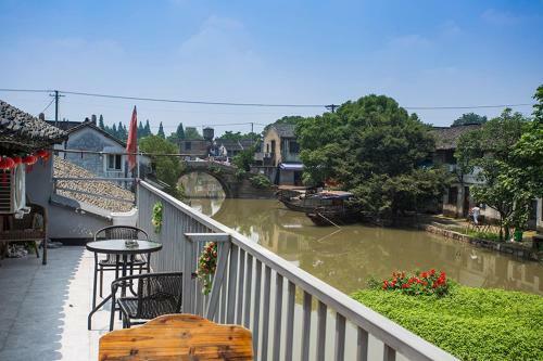 Posada Wuzhen Helan Bridge Inn