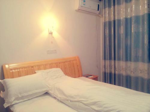 Posada Wuyuan Ancient Well Yayuan Inn