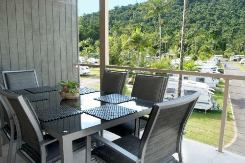 Cairns Crystal Cascades Holiday Park