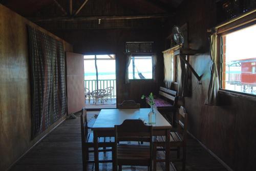 Lodge Imagination Island