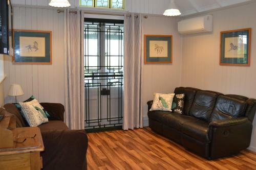 Hostal Pitstop Lodge Guesthouse B&B