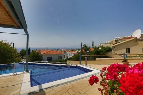 Infinite Blu Villa