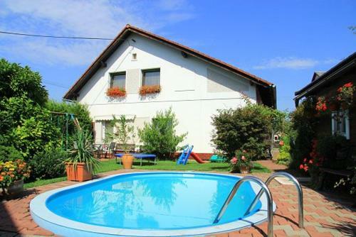 Holiday House Mor�vkovi