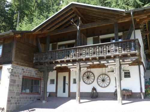 Hostal Pension Holzerstube