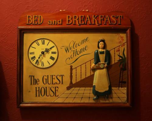 Hostal Atticus Central Guest House