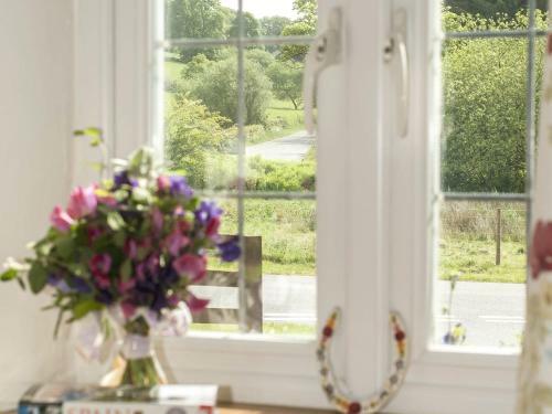 Bwthyn Bach Holiday Cottage