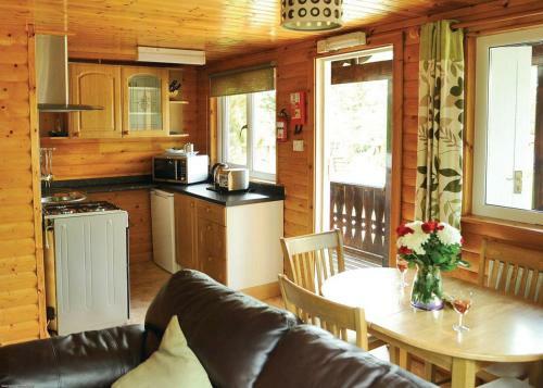 Hideaway Lodges